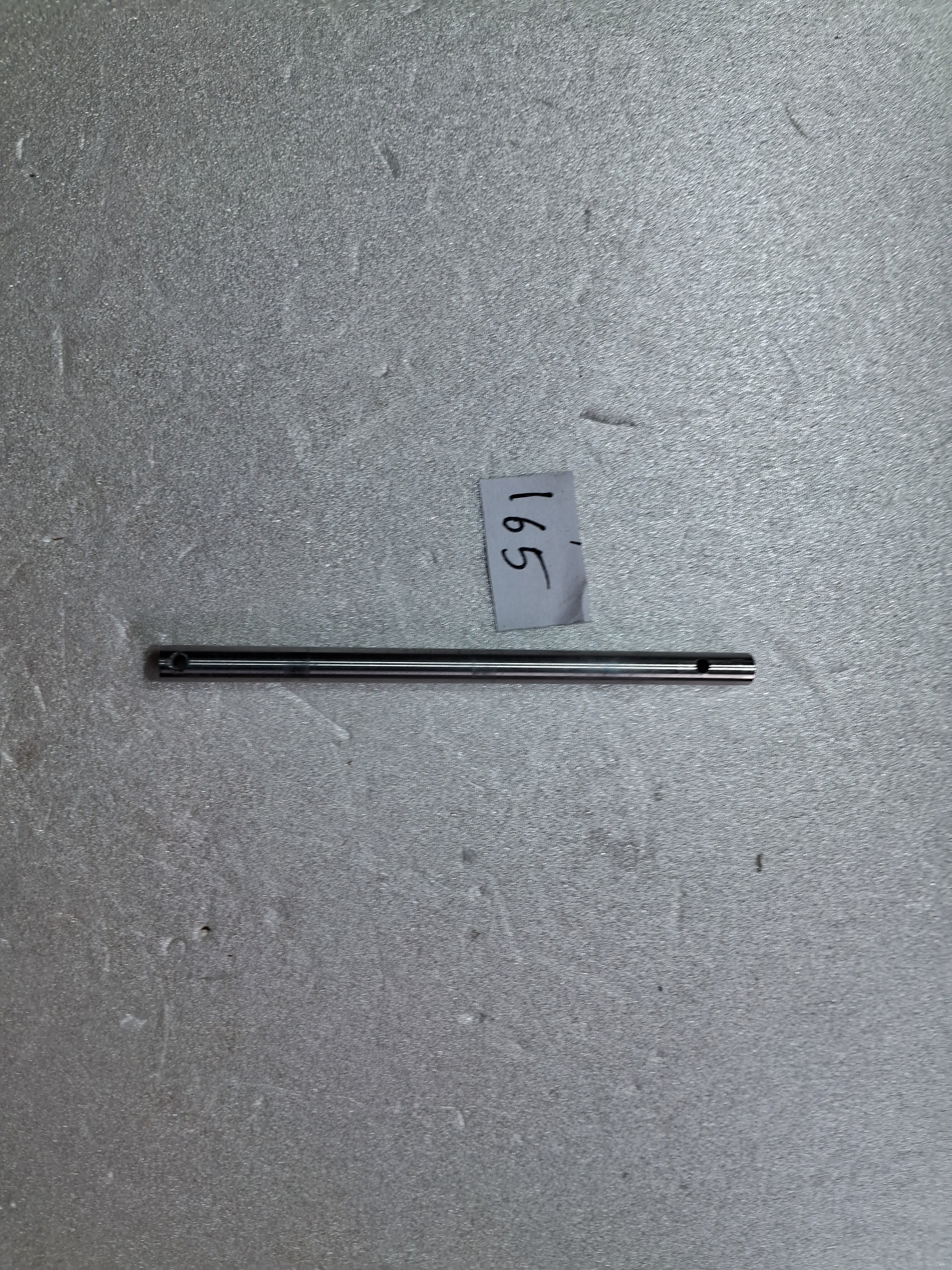 FLYWING 450 V3 MAIN SHAFT  PRE OWNED QUALITY