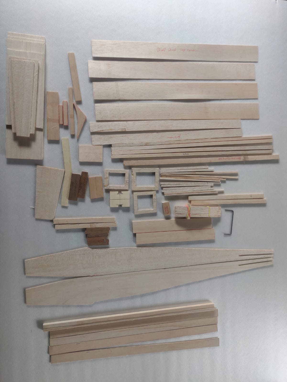 RC AIRPLANE ELECTRIC PREMIERE MODEL BALSA KIT