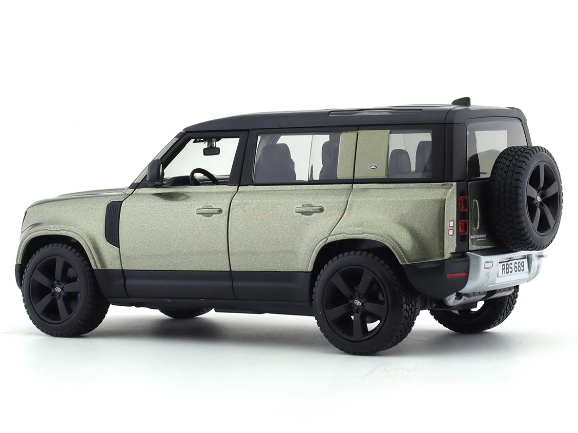 BBURAGO - 1/24 SCALE MODEL LAND ROVER DEFENDER 110 REPLICA MINIATURE SUV 2022 (GREEN) 18-91101S