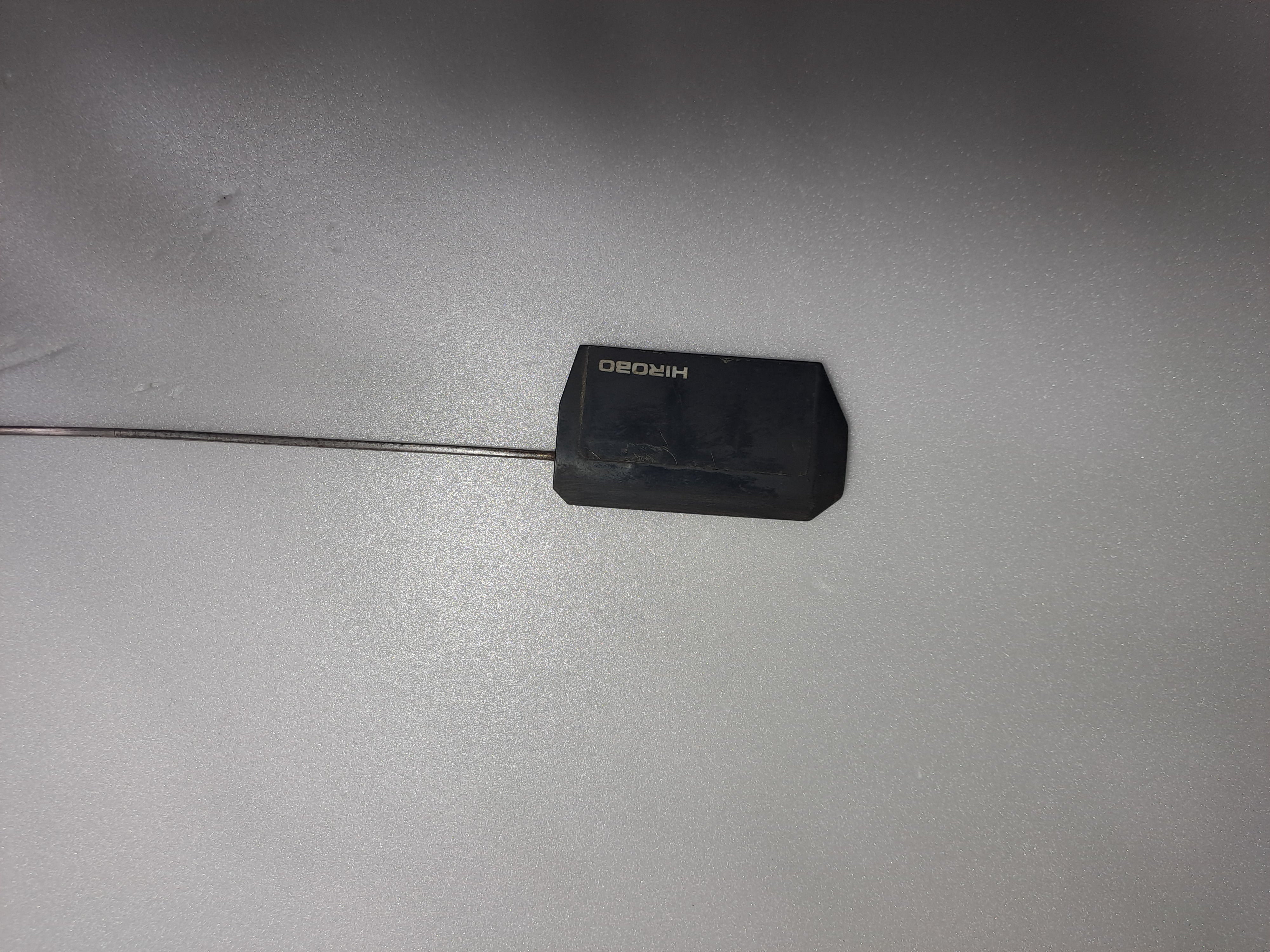 HIROBO SHUTTLE PLUS 0402-208,0402-055/ STABILIZER BLADE WITH STABILIZER BAR QUALITY PRE-OWNED