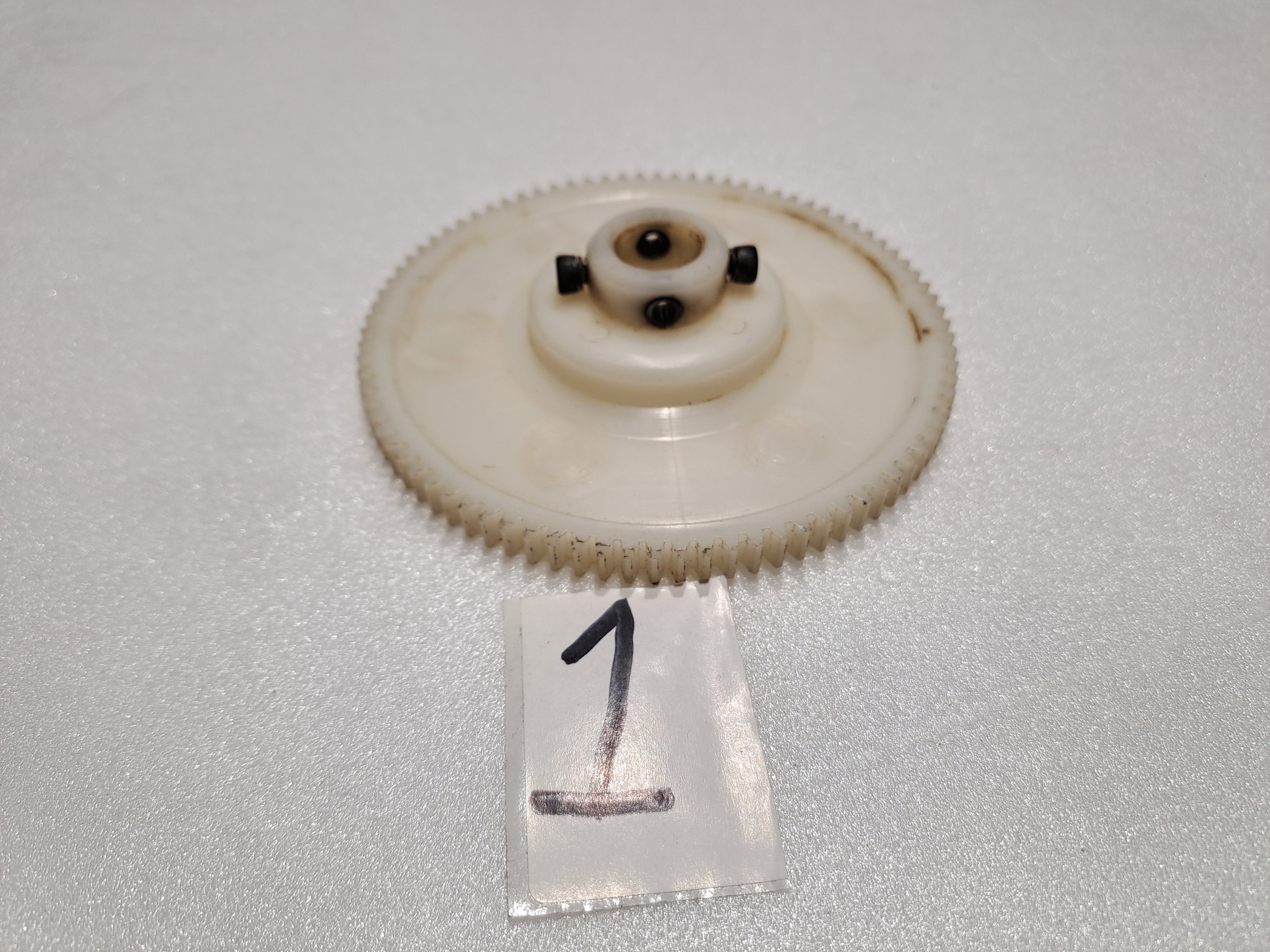 HIROBO SST-Eagle FREYA Evolution 80-90 AUTO ROTATION GEAR PART NO.-0414-114 PRE OWNED QUALITY