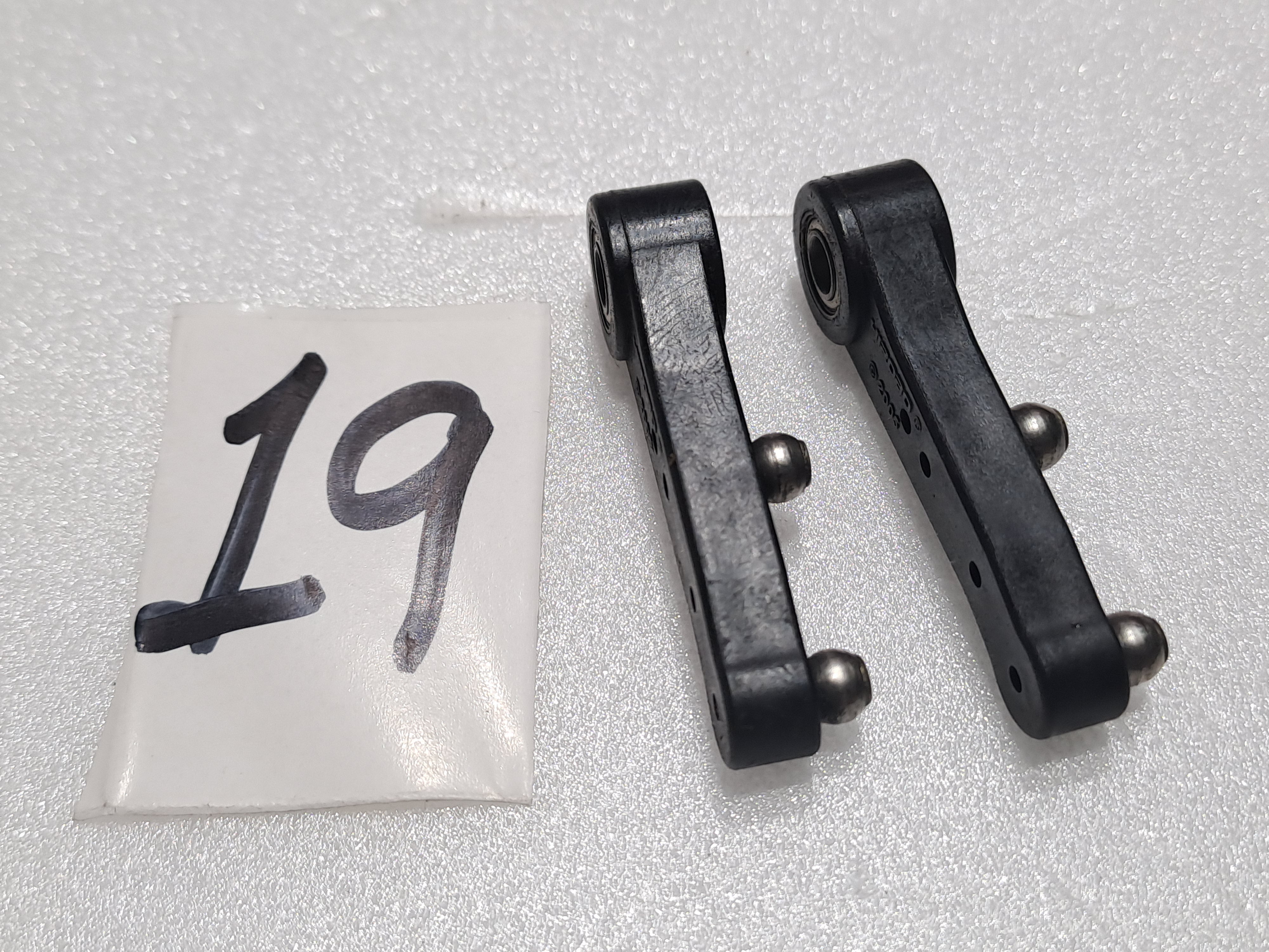 HIROBO SST-EAGLE FREYA EVOLUTION 80-90 MIXING ARM PART NO.-0414-387 (PACK OF 2)PRE OWNED QUALITY