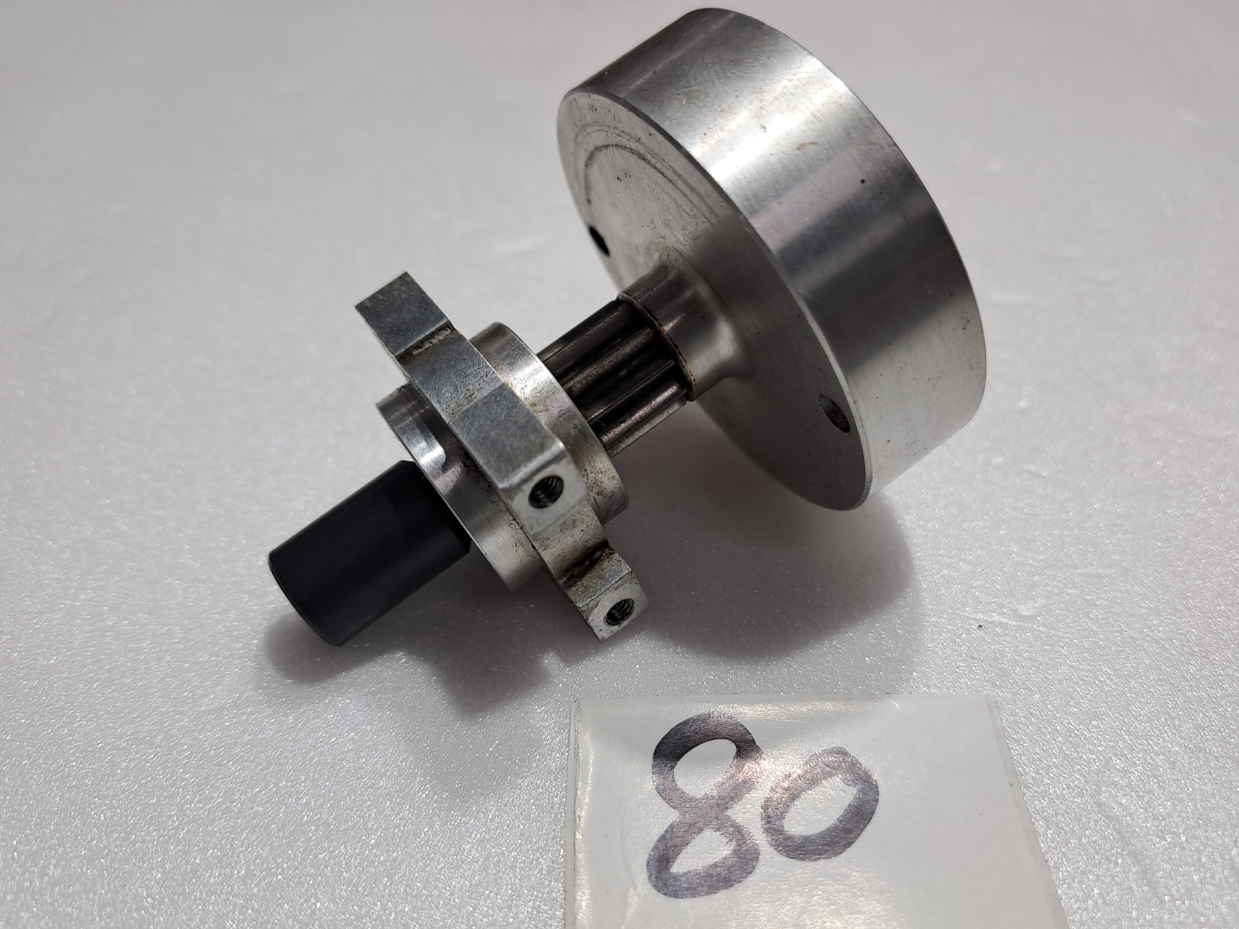 JR VIBE 50 NITRO HELICOPTER CLUTCH BELL ASSEMBLY SET PART NO.-960005/960157/996181/996182PRE OWNED QUALITY