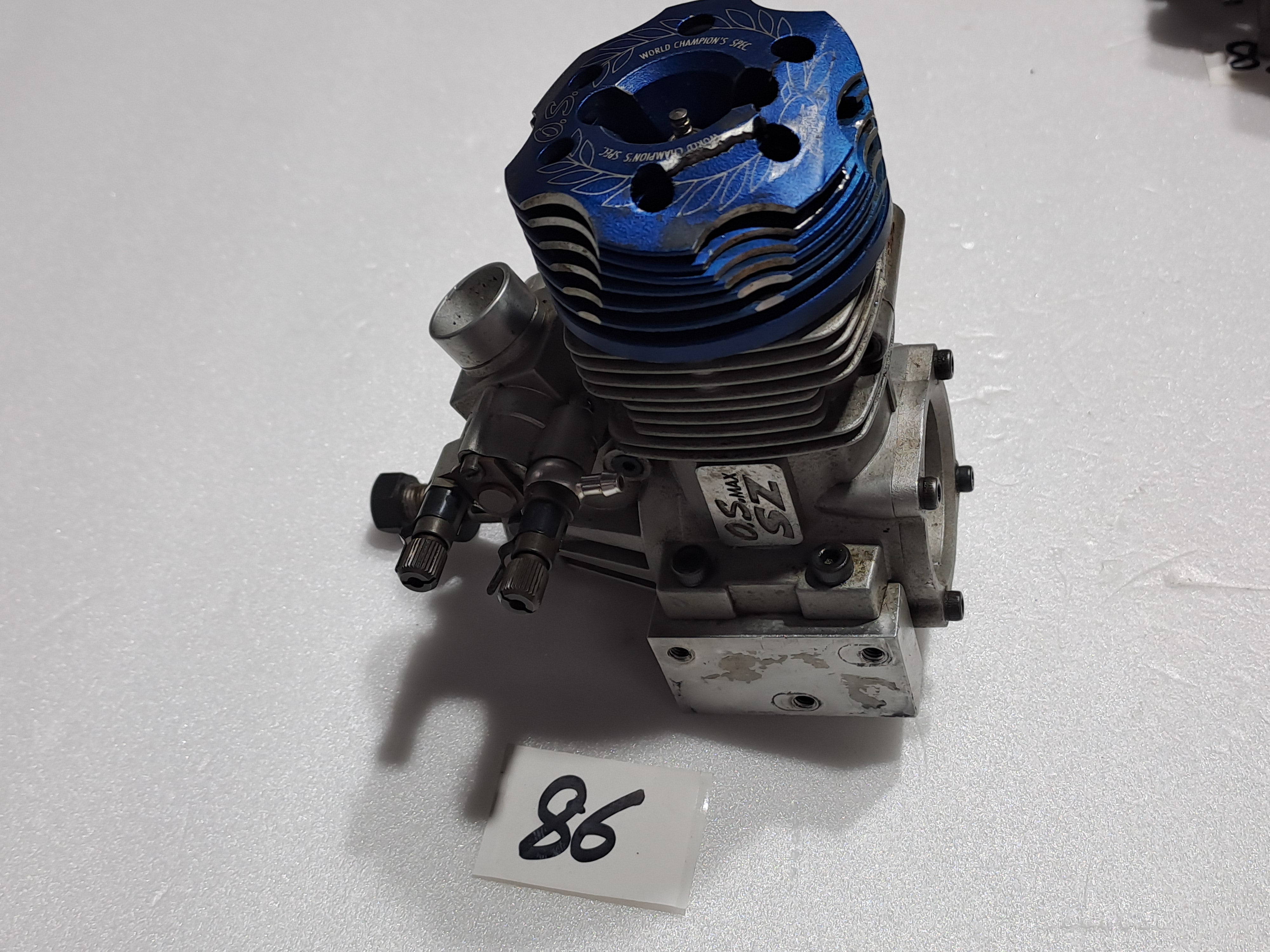 OS MAX SZ 91 SIZE NITRO ENGINE FOR HELI (DAMAGED HEAD)PRE OWNED QUALITY