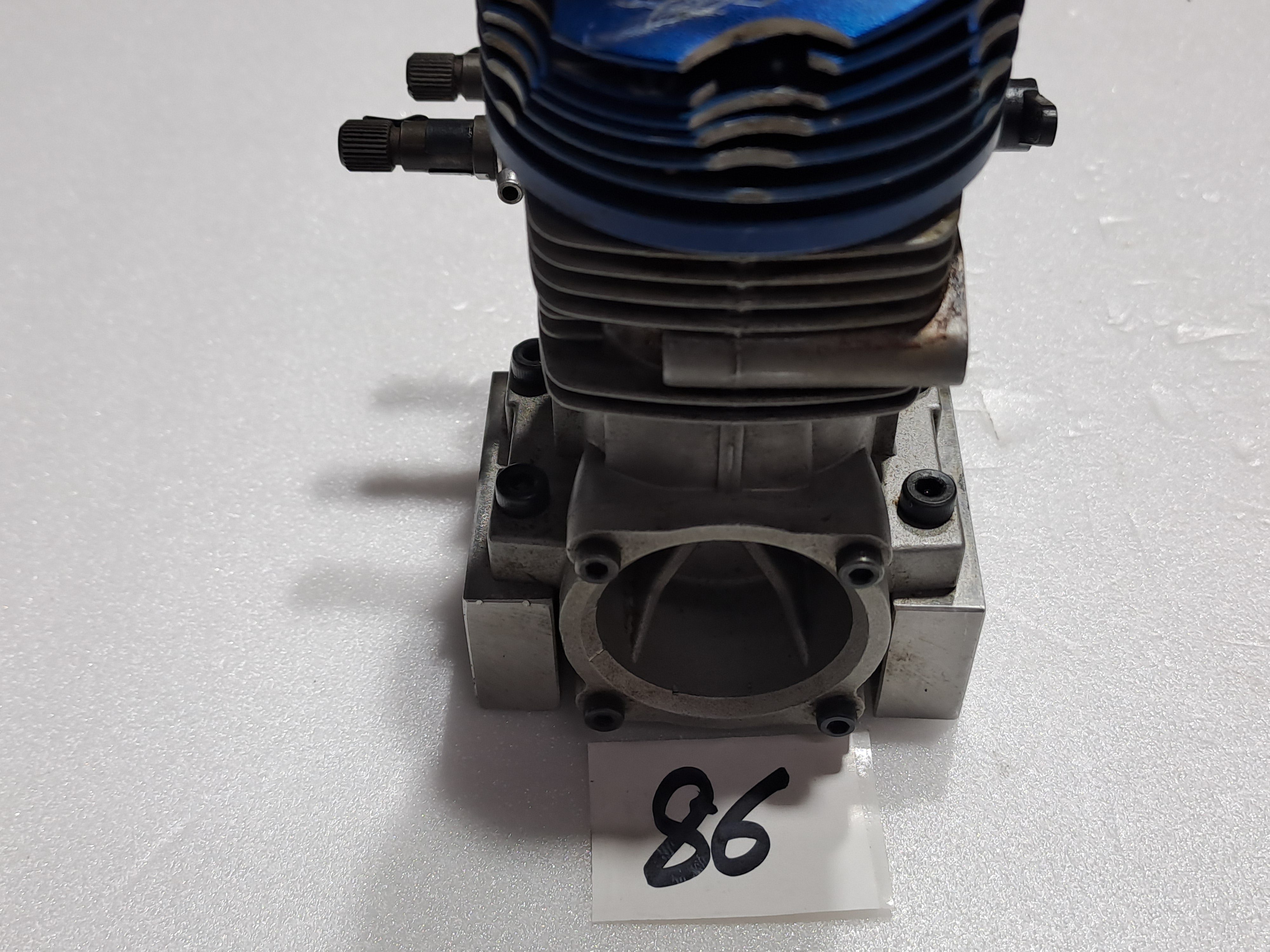 OS MAX SZ 91 SIZE NITRO ENGINE FOR HELI (DAMAGED HEAD)PRE OWNED QUALITY
