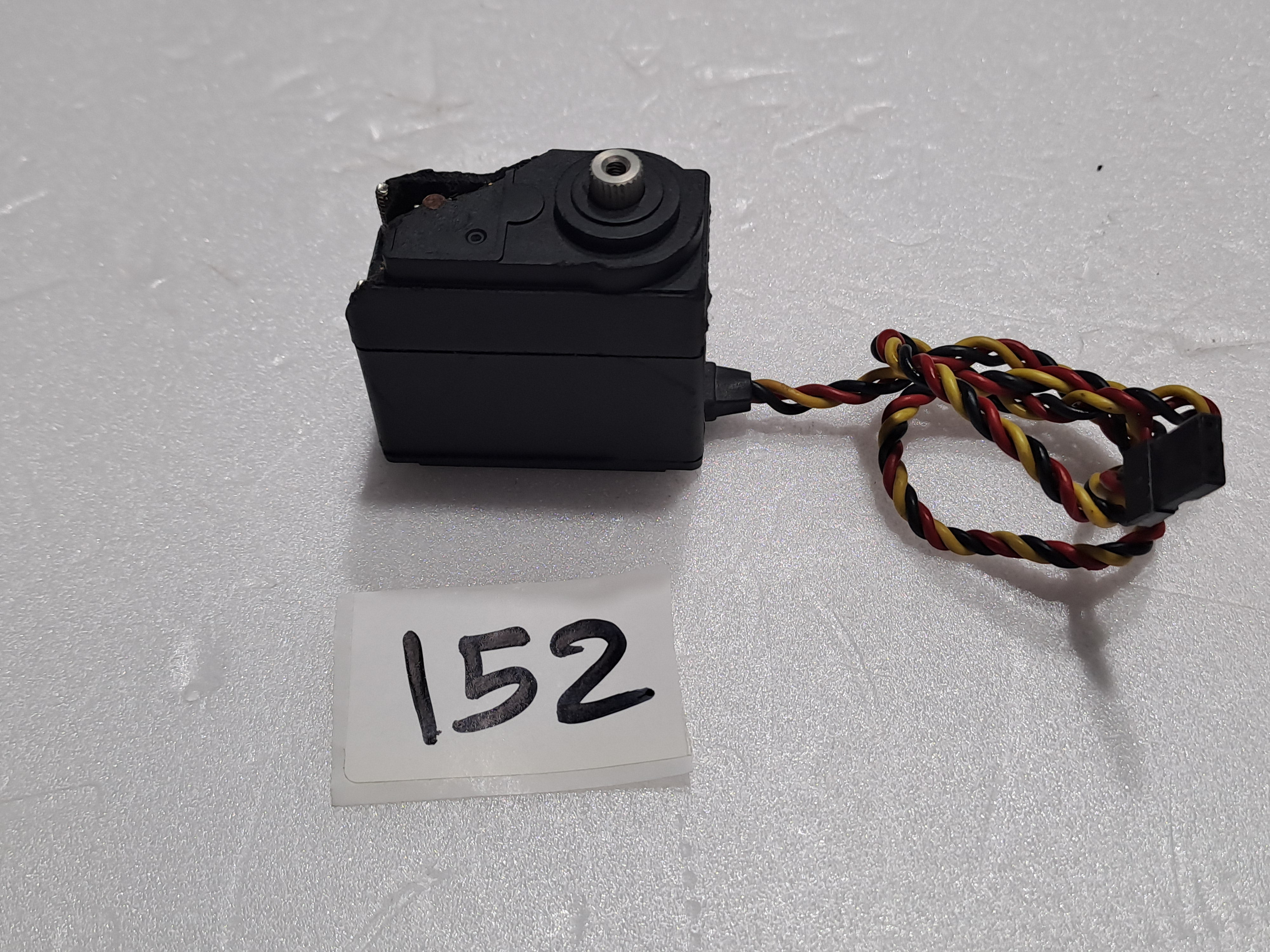 STANDARD SIZE SERVO (DAMAGED CASE )PRE OWNED QUALITY