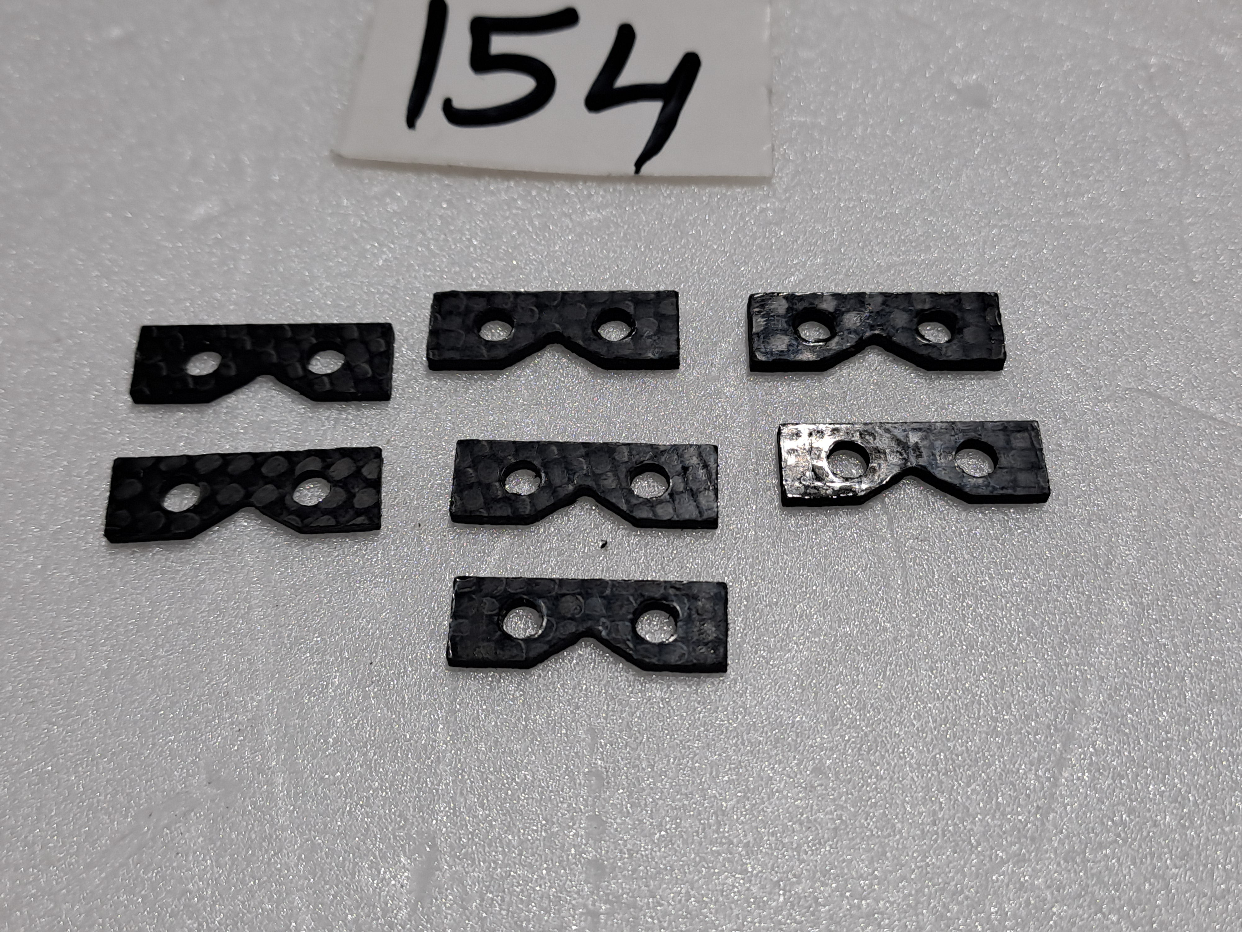 STANDARD SERVO C/F MOUNTING PLATE (PACK OF 7)PRE OWNED QUALITY