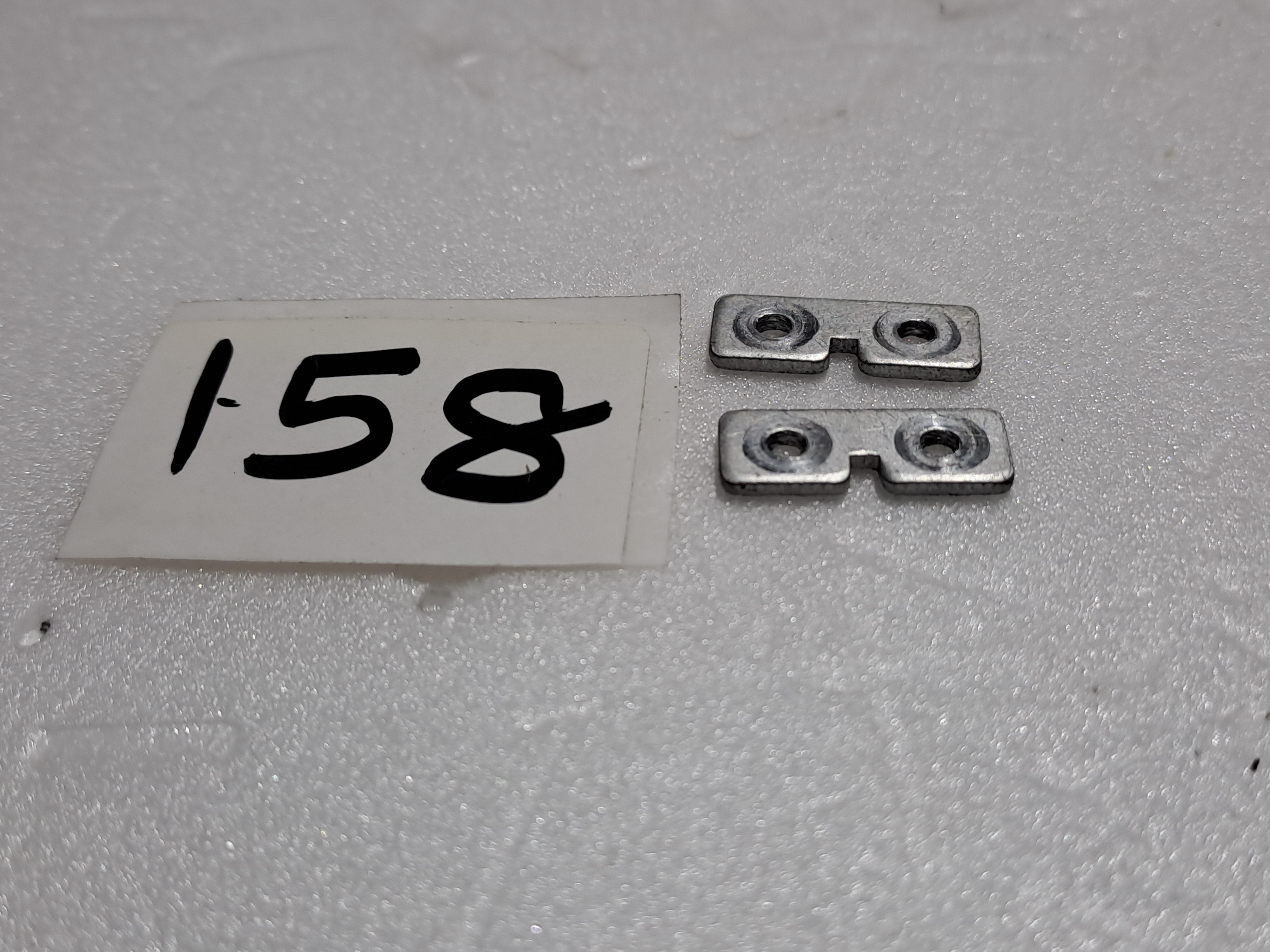 STANDARD SERVO MOUNT PLATE ALUMINUM (PACK OF 2 )PRE OWNED QUALITY