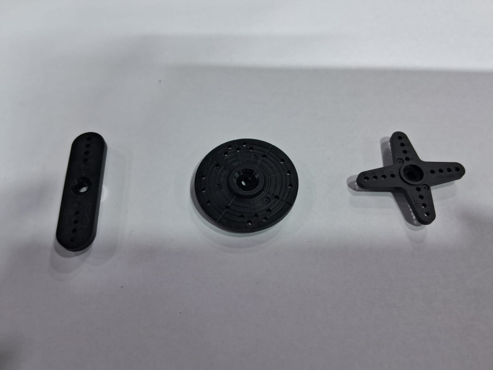 HITEC SERVO ARM 25T (Pack of 3)
