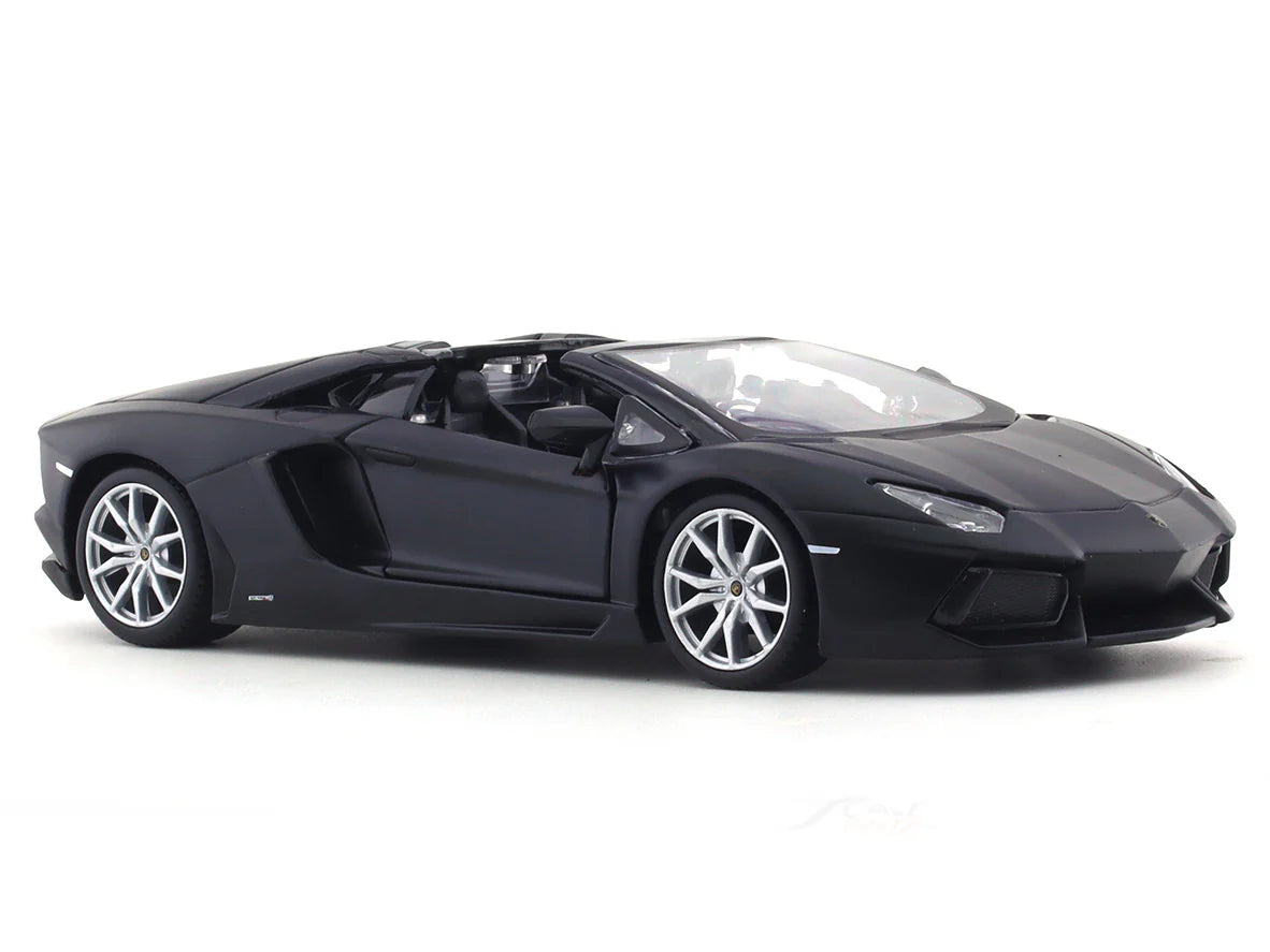 LAMBORGHINI AVENTADOR LP700-4 ROADSTER 1:24 MAISTO DIECAST ALLOY SCALE MODEL CAR 51504