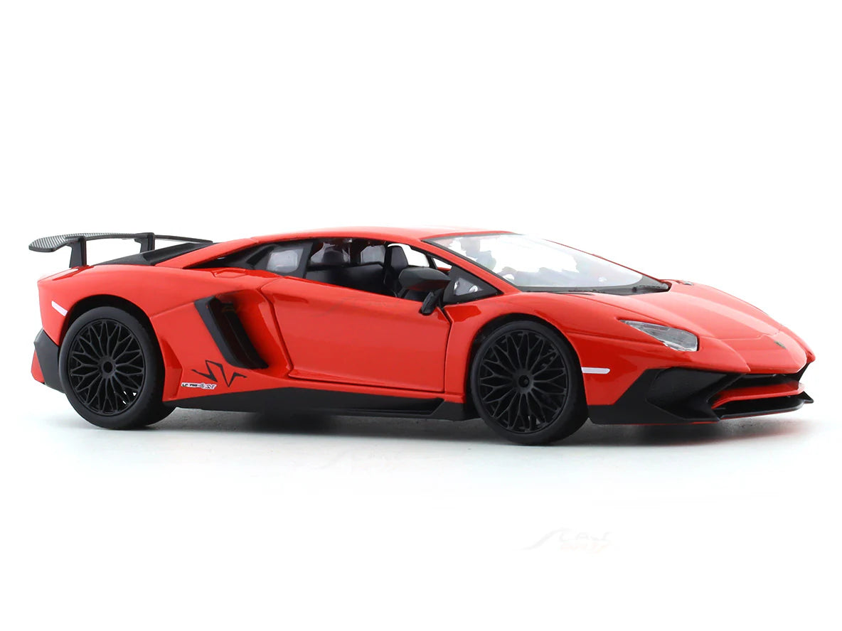 BBURAGO LAMBORGHINI AVENTADOR SV COUPE RED 1:24 SCALE DIECAST MODEL 18-91079