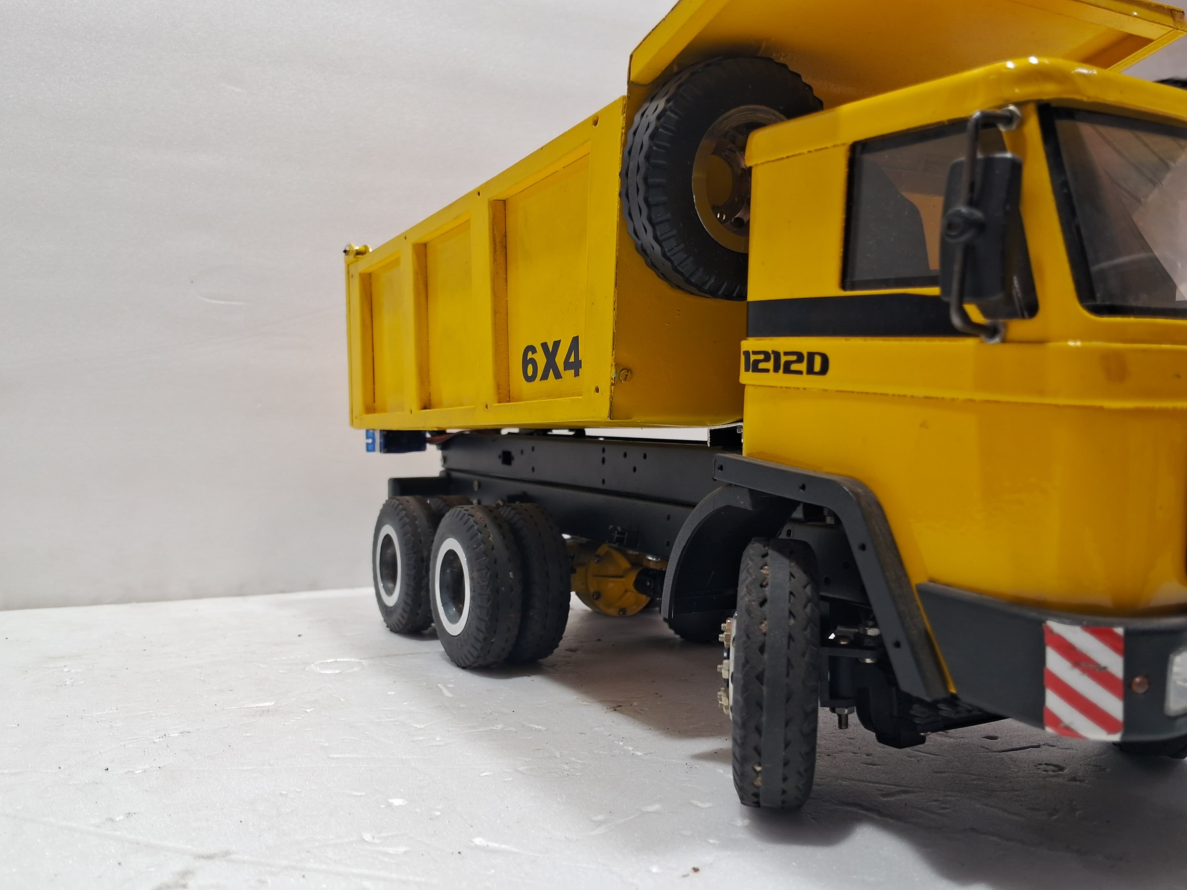 MAK TRUCK TIPPER