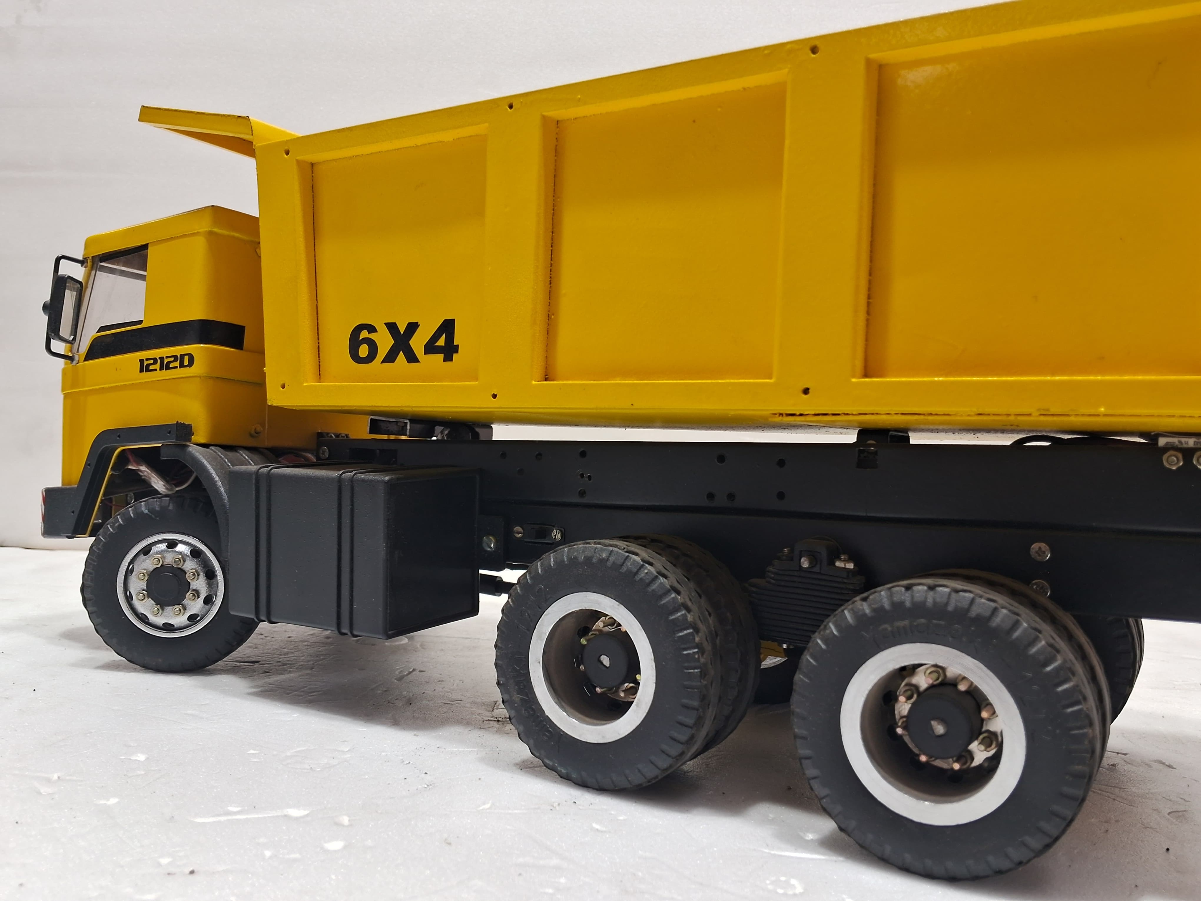 MAK TRUCK TIPPER
