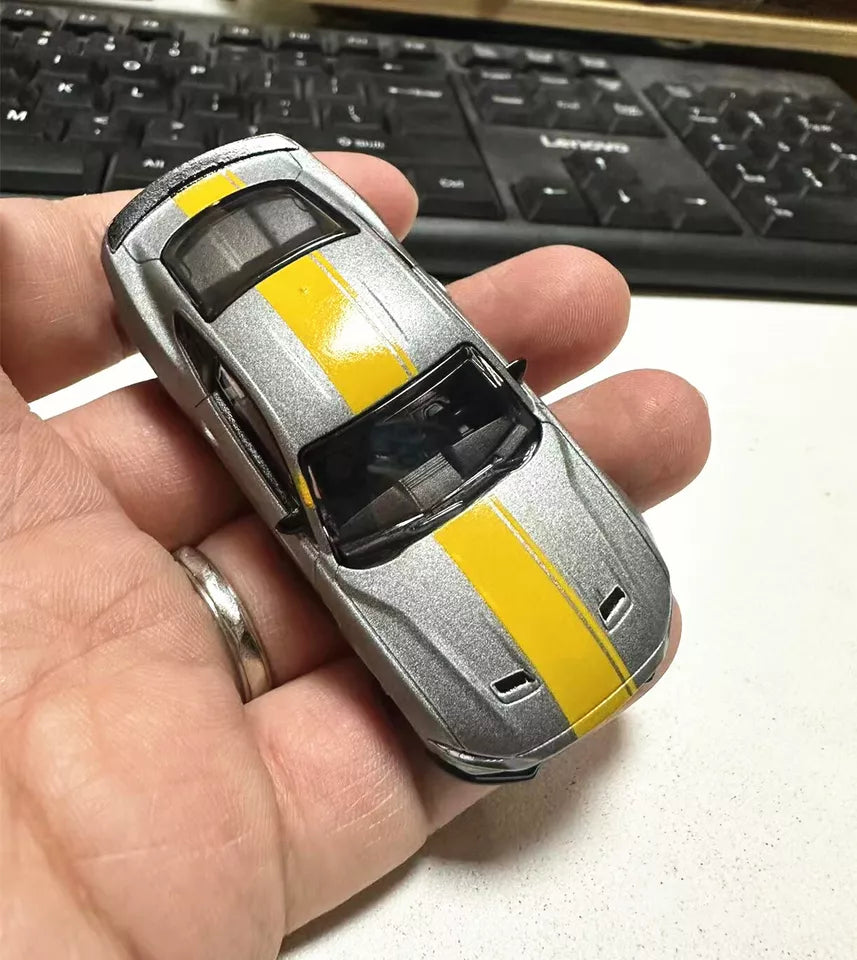CCA FORD MUSTANG GT 1:64 SCALE NO: S06-01 (HALF BLACK)