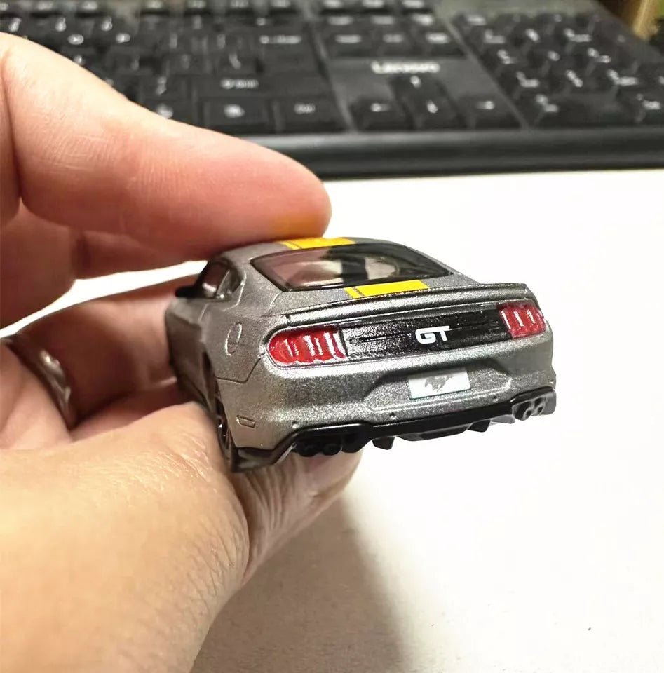 CCA FORD MUSTANG GT 1:64 SCALE NO: S06-01 (HALF BLACK)
