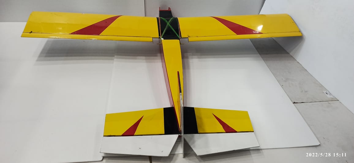 TRAINER 60  2 RC PLANE