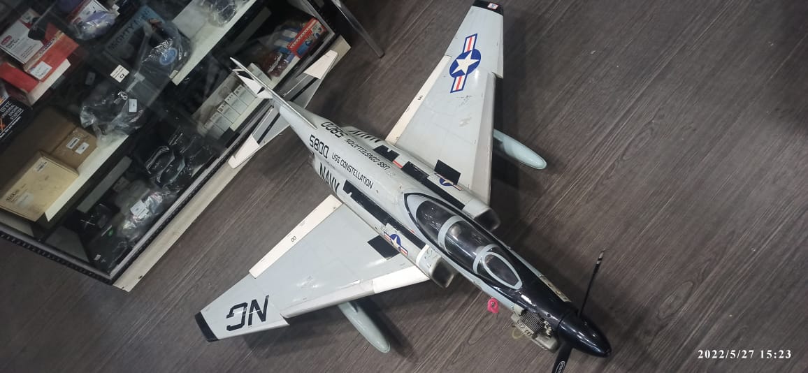 NAVY VF-96 RC PLANE (QUALITY PRE OWNED)