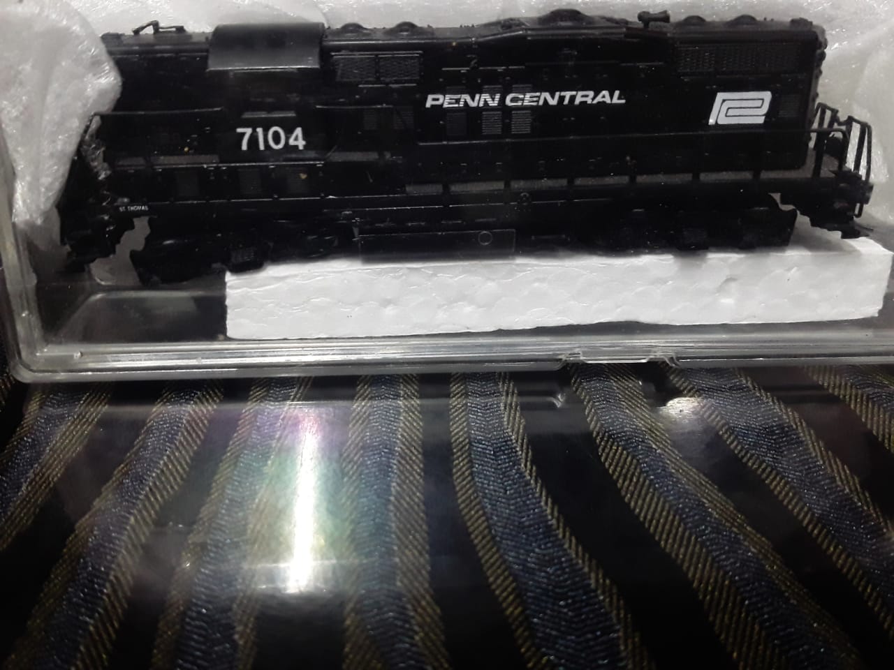 N Scale Penn Central-7104 (Quality Pre Owned)