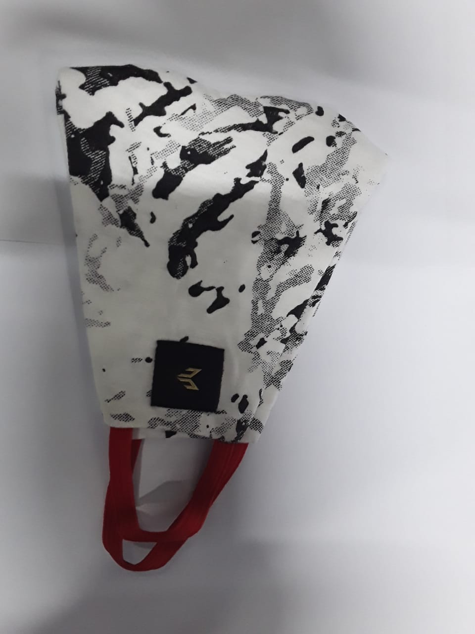 Facemask White Marble Black Large