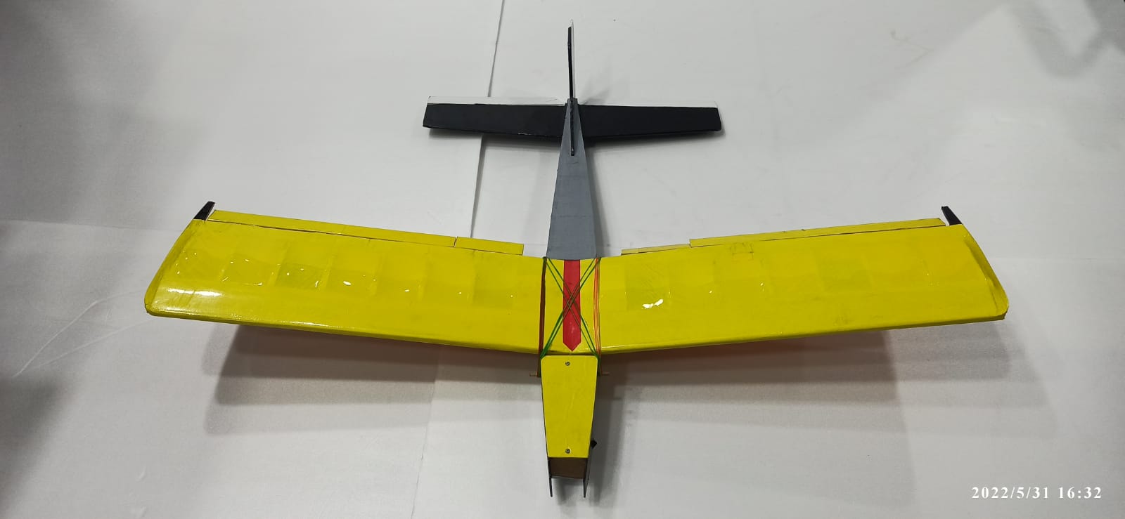 Rc Airplane Electric Premiere Balsa Kit Yellow & Grey