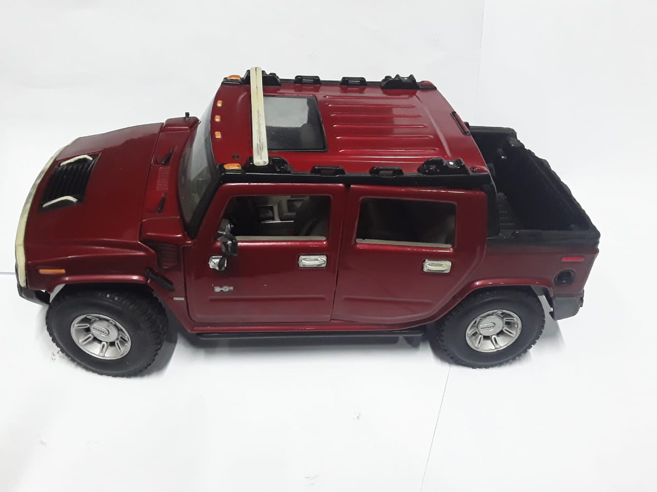 DIECAST CAR HUMMER-QUALITY PRE OWNED