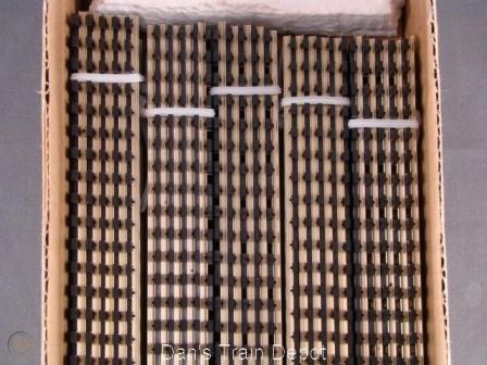 HO SCALE TRAIN TRACKS SUPER FLEX CODE100 (PER PIECE)