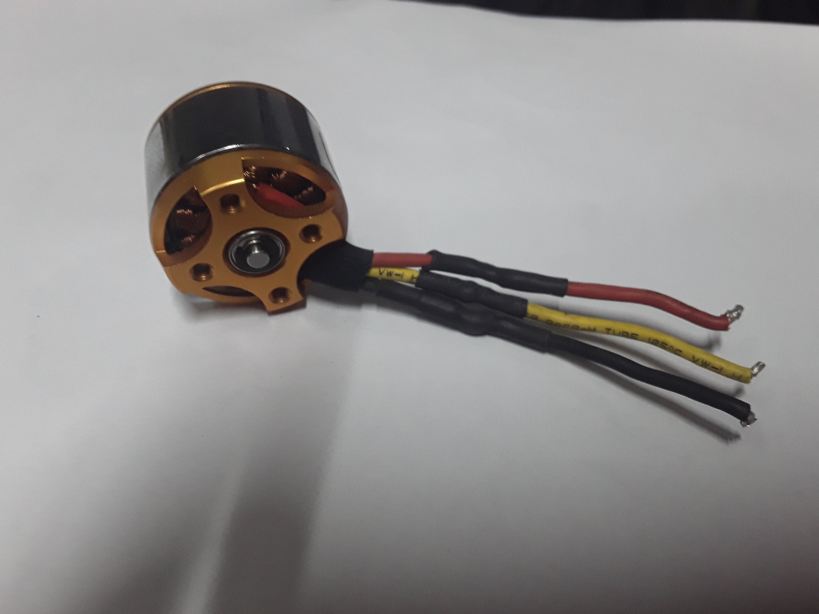 Brushless Motor A2212/6T 2200Kv(Quality Pre Owned)