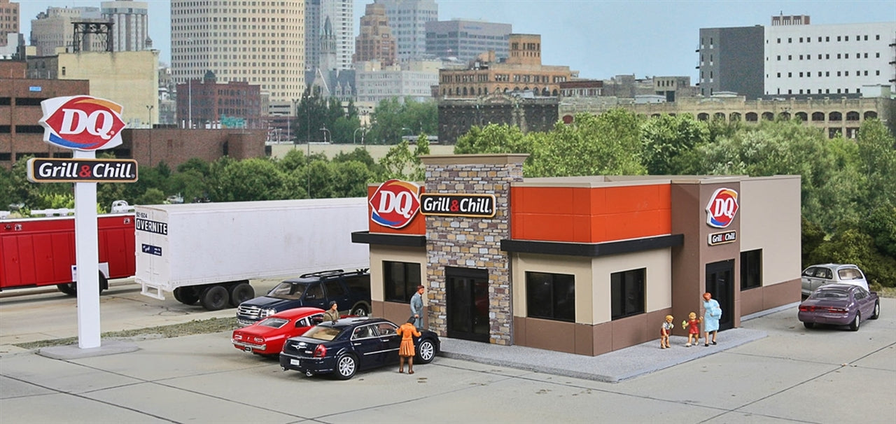 Ho Scale Dq Grill&Chill #933-3485