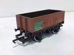 Hornby R008 Oo Gauge 5 Plank Wagon Engineers Dm401274 -Quality Pre Owned