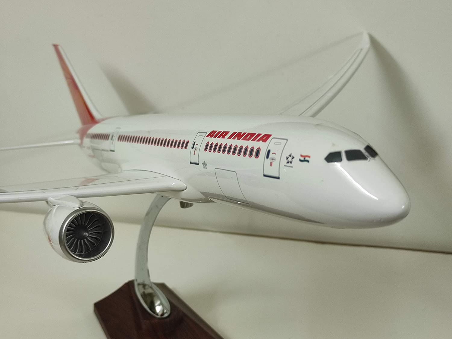 Airplane Diecast Air India B787 47Cm