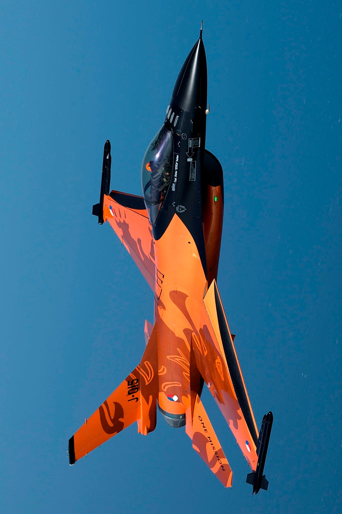 PILOT RC JET F16 1/5 - 3.06M (120.5″) COLOUR SCHEME 3-TURBINE READY PRO COMBO