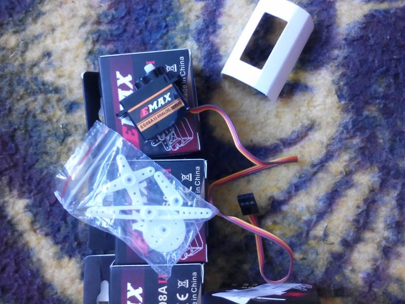 SERVO EMAX 8.5GM
