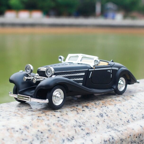 Vintage Car No.Y62-2A 1:28 Scale Diecast