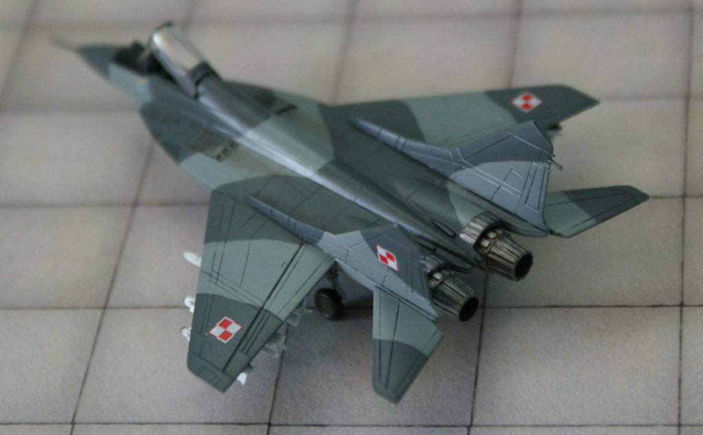 MIG 29 FULCRUM 1:144