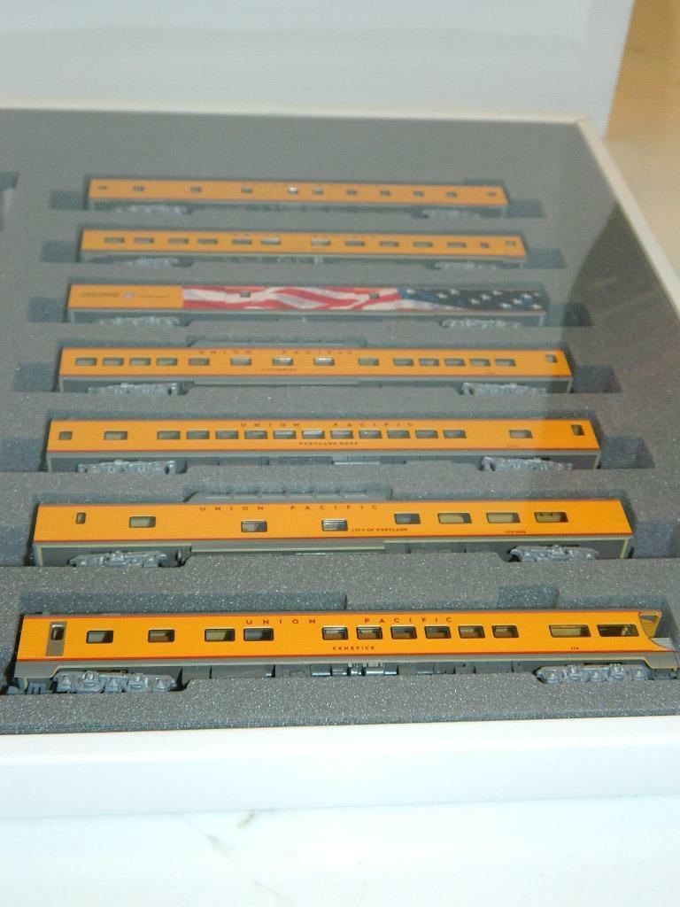 KATO UP EXCURSION TRAIN 7 CAR SET N SCALE