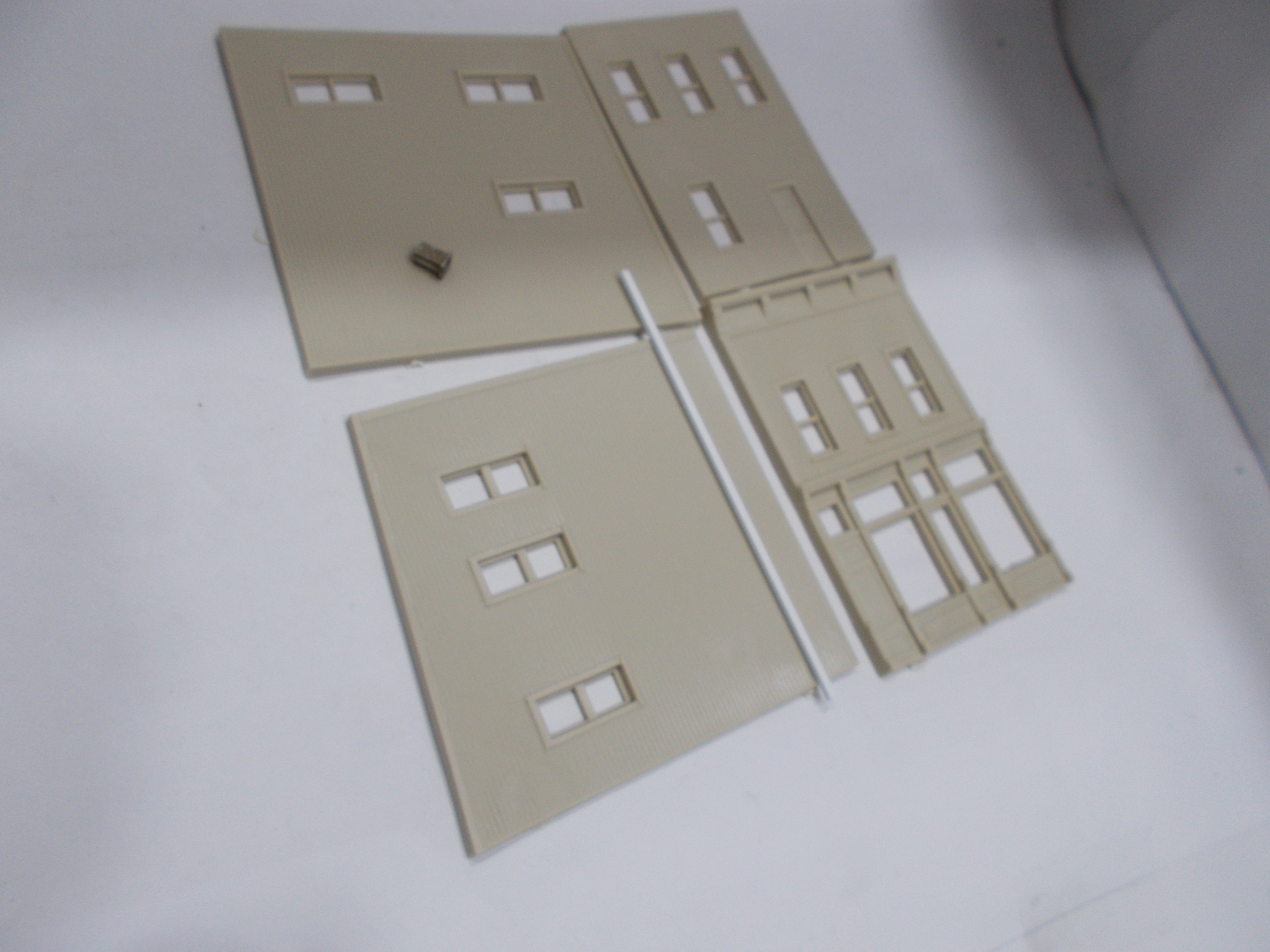 Ho Scale Woodland Scenic Apartments #Rp11