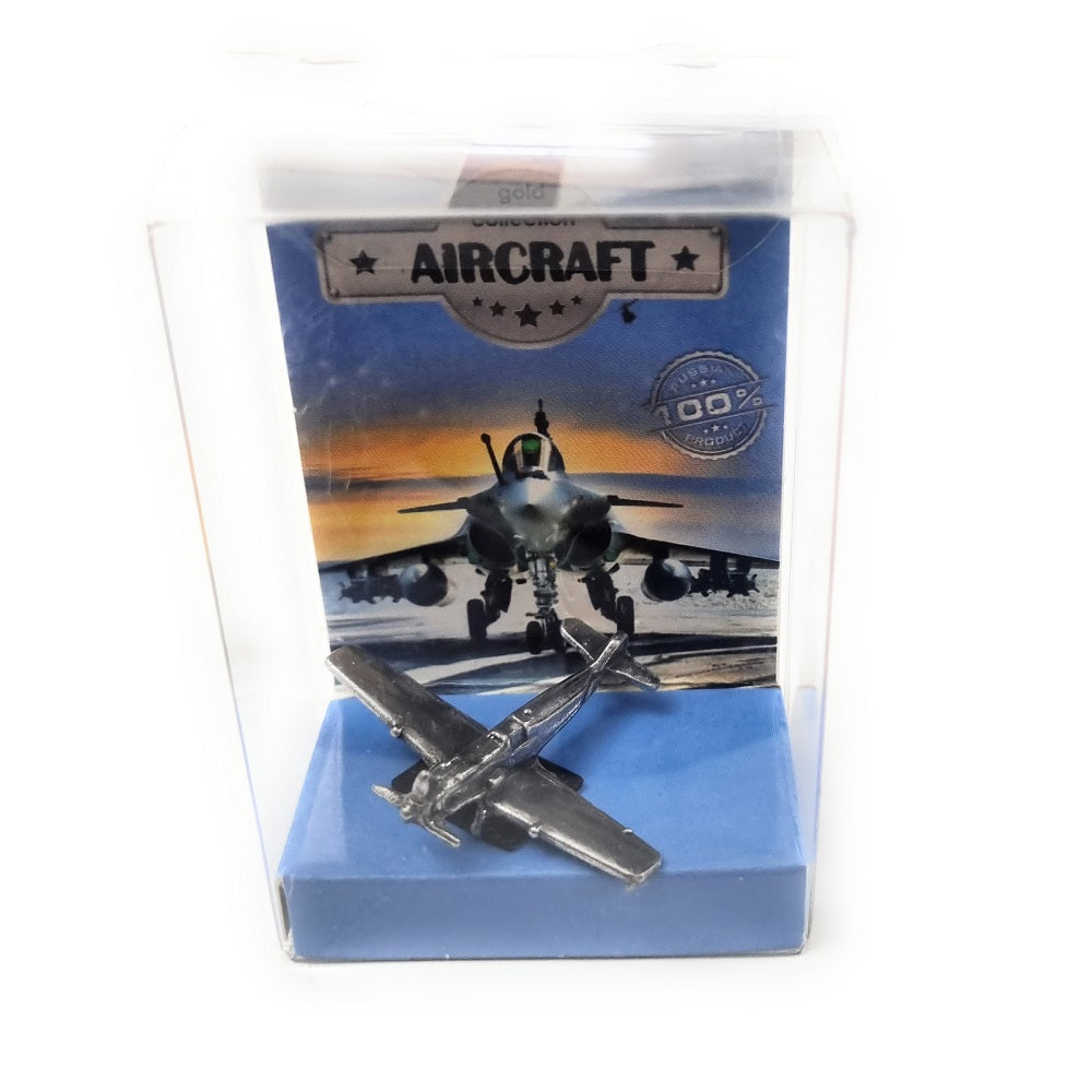 Diecast Figurine - Collection of Airplanes - Yak 3M Fighter