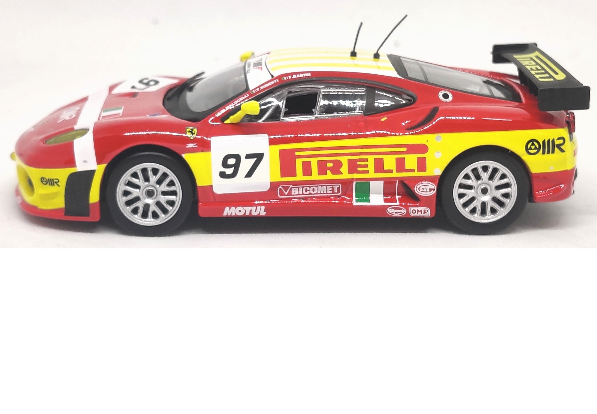 Bburago Ferrari F430 GTC 24th Le Mans 2008 by F Babini/ M Maluceilli/ P Ruberti 1/43