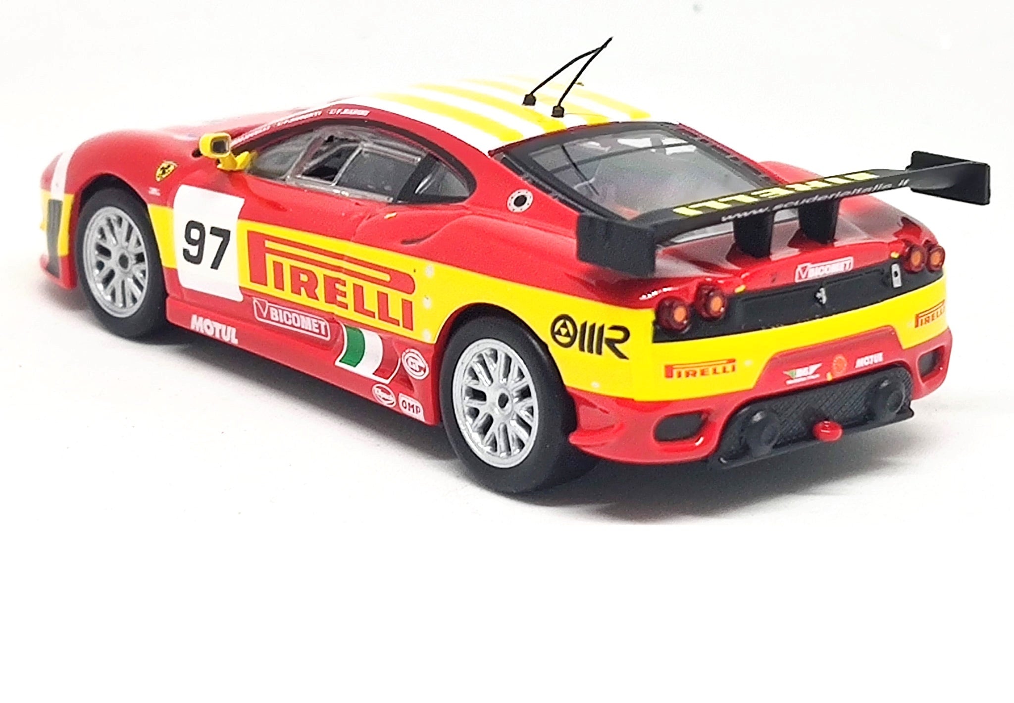 Bburago Ferrari F430 GTC 24th Le Mans 2008 by F Babini/ M Maluceilli/ P Ruberti 1/43