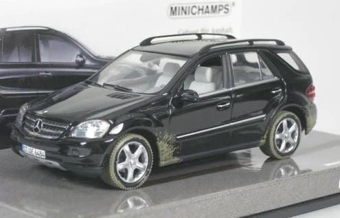 Minichamps Mercedes Benz M Klasse Black Car  Diecast  1/43