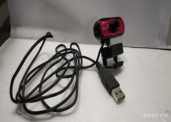 GENIUS USB CAMERA(QUALITY PRE OWNED)