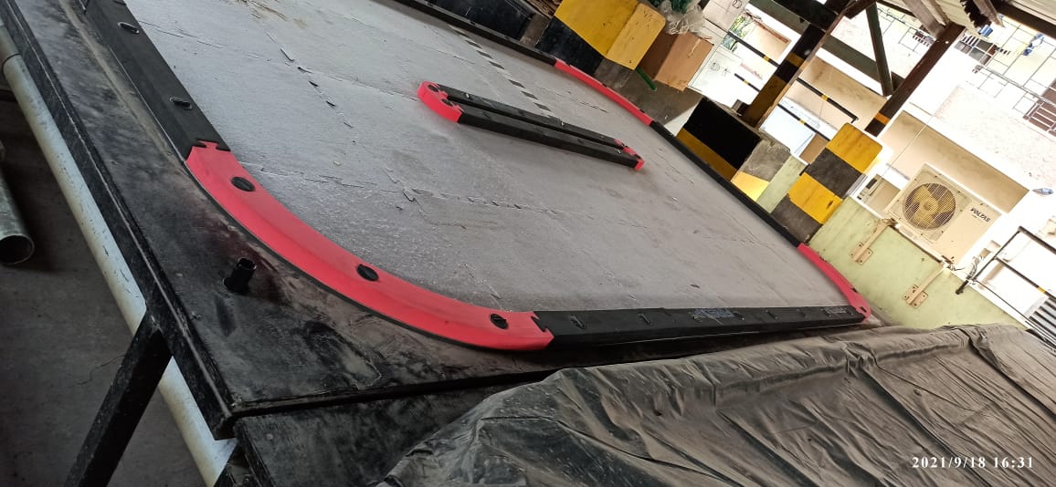 RC CAR TRACK -60SQ.FT-(10X06 FT)-QUALITY PREOWNED