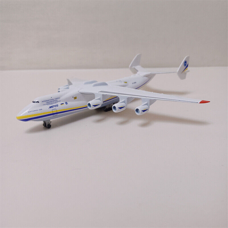 Airplane Diecast Metal Antonov An-225 Mriya A320 20Cm