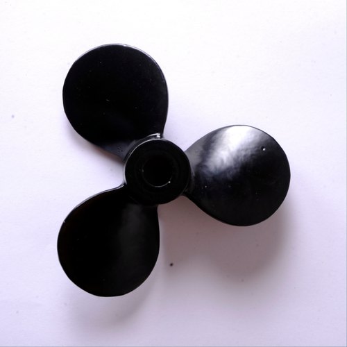 3 Blade Boat Propeller D28xH8x4mm Reverse Glossy Black